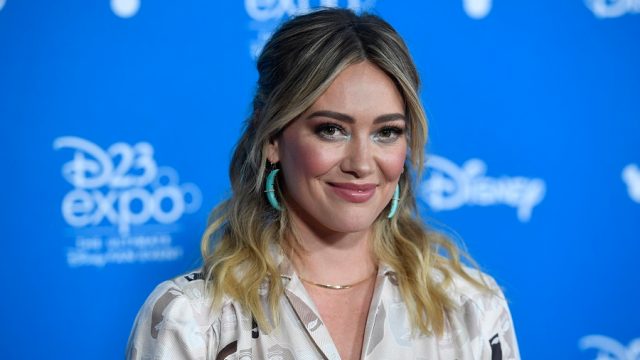 hilary duff at the disney+ expo for lizzie mcguire