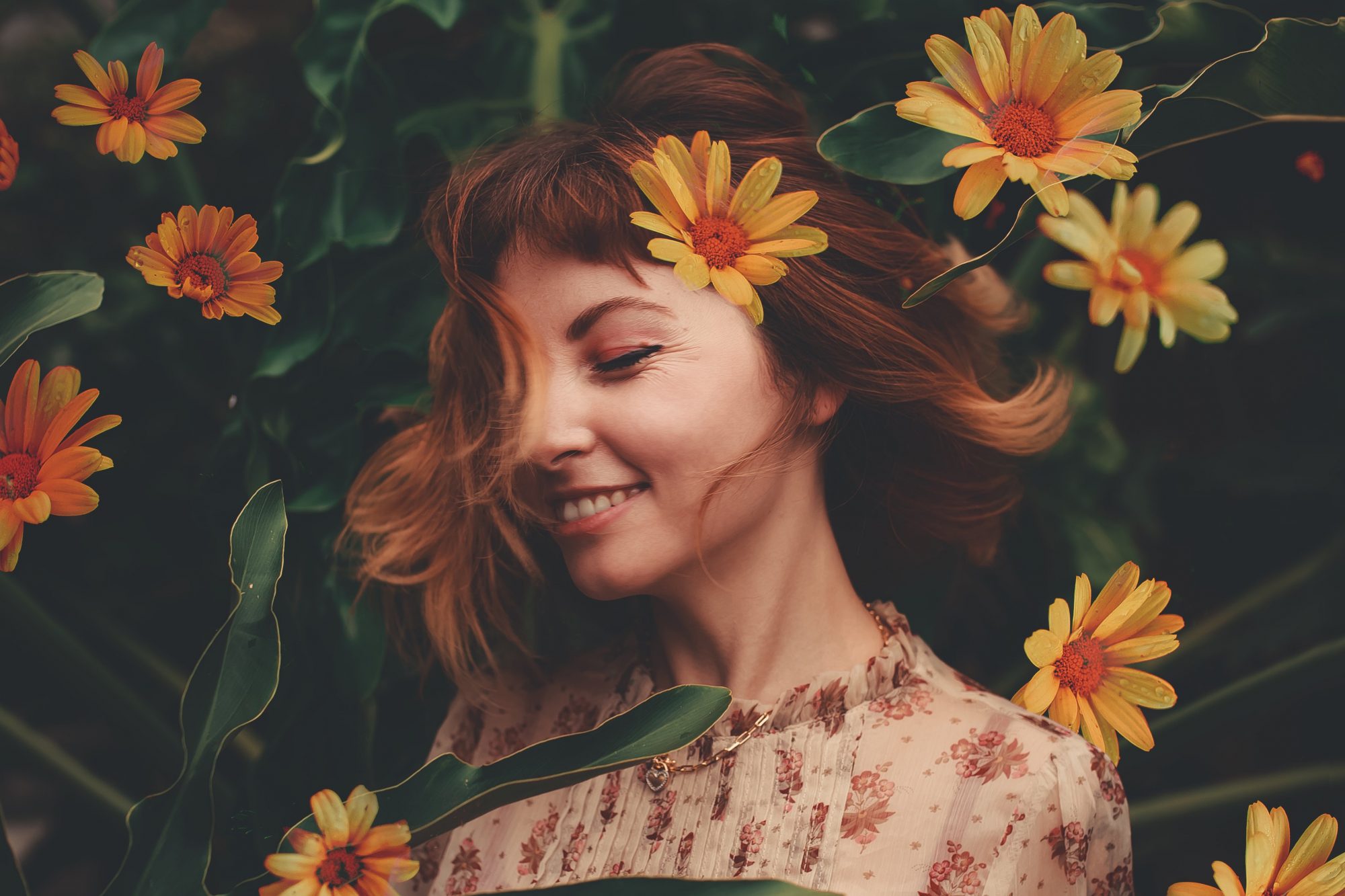 For The Prettiest Plant-Based Color, Dye Your Hair With FlowersHelloGiggles