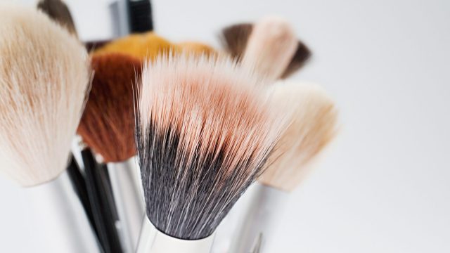 EASIEST Way to Clean Makeup Brushes, Sponges & Puffs + How to
