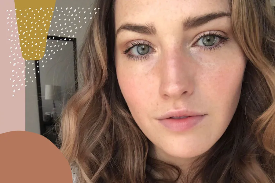 How To Wear Makeup With Freckles