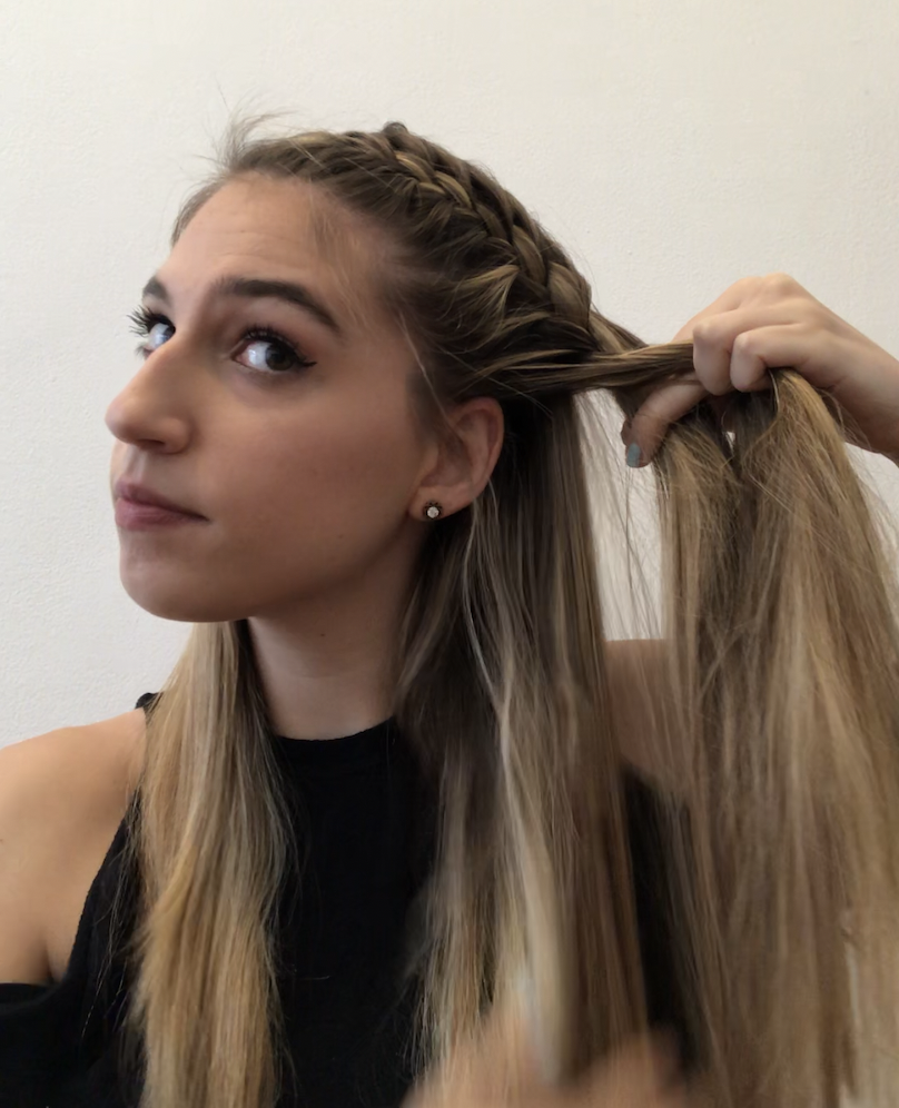 How To Do A Side French Braid: Easy Tutorial With Pictures