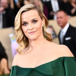 reese witherspoon at the SAG awards