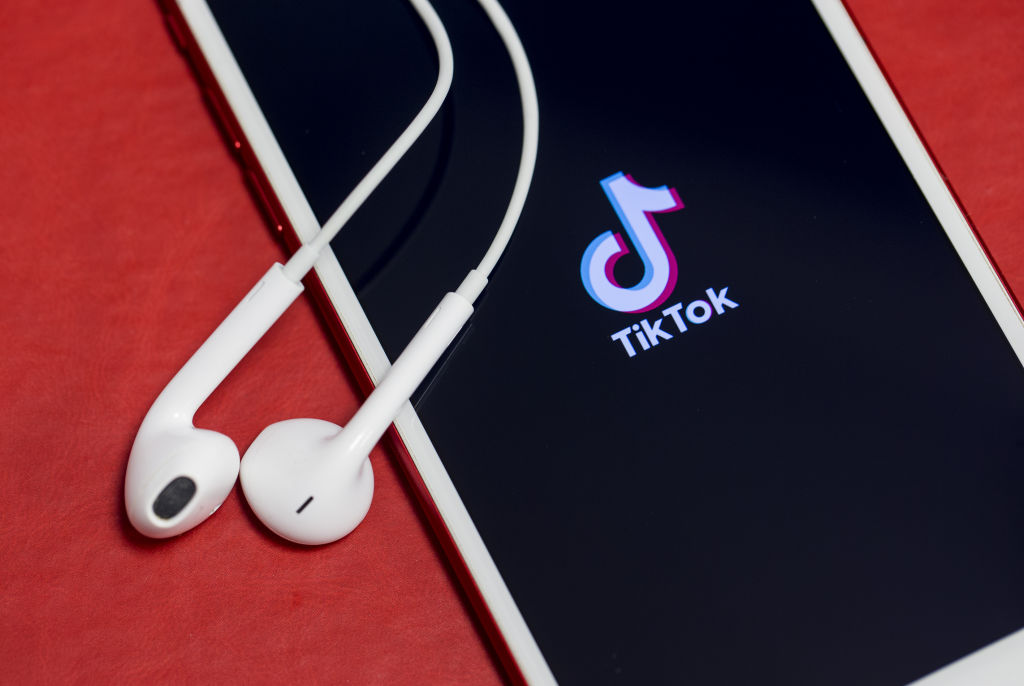 TikTok Live Wallpaper for Android  Download the APK from Uptodown