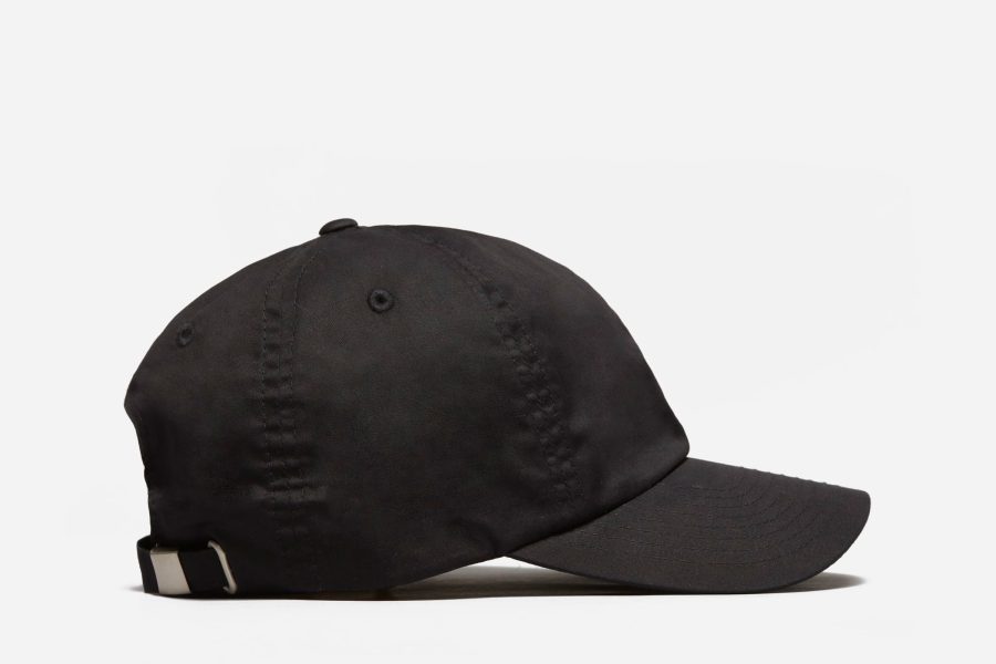 everlane-hat-e1589484504261.jpg