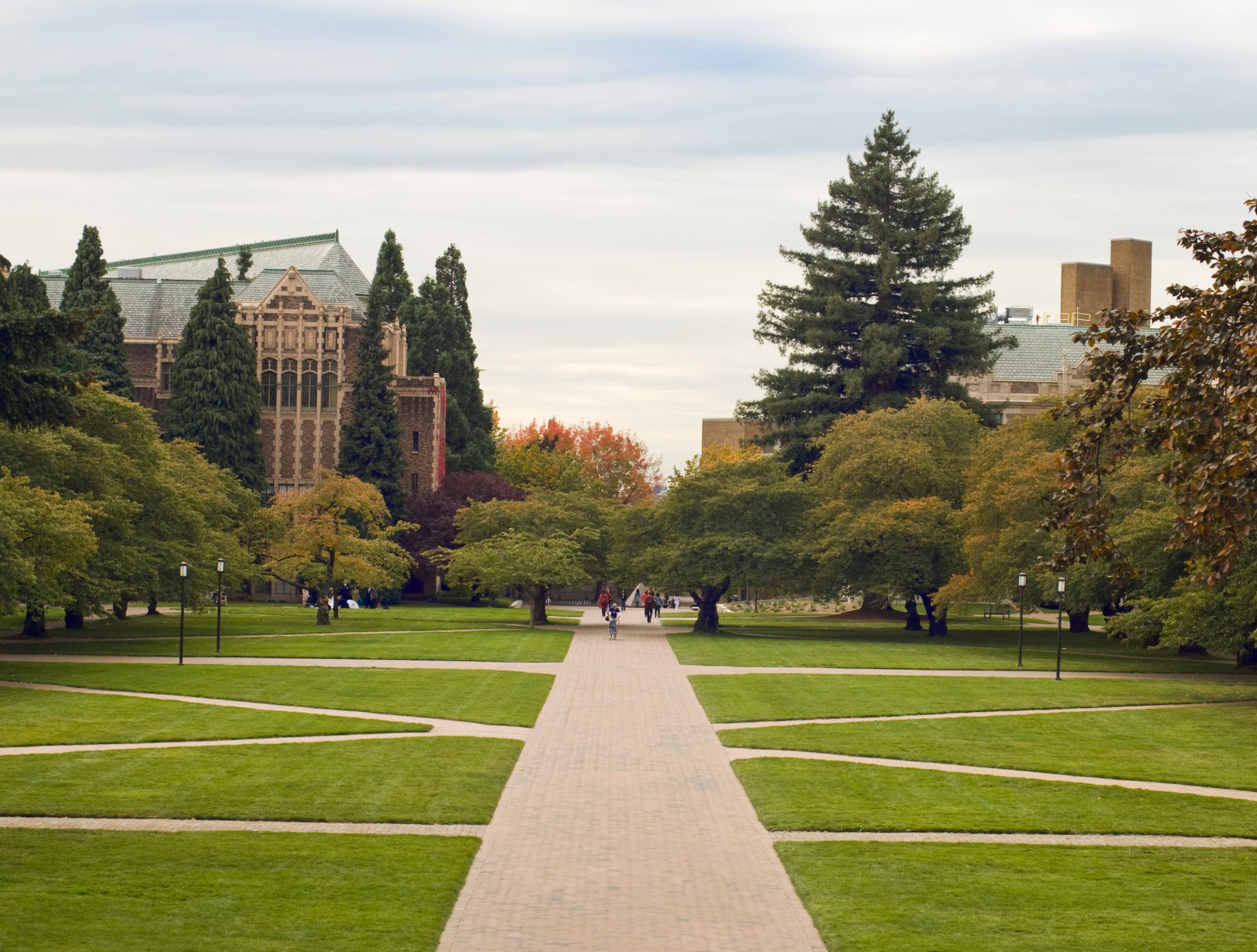 virtual-college-campus-tours.jpg
