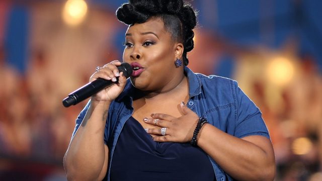 glee star amber riley performing