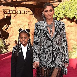 blue ivy carter and beyonce on lion king red carpet
