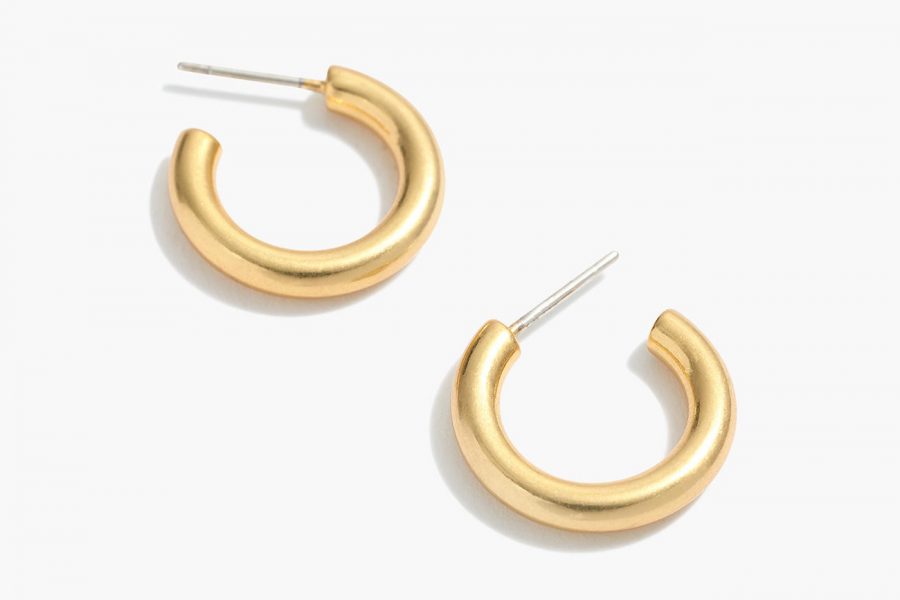 madewell-hoop-earrings-e1592426513668.jpg