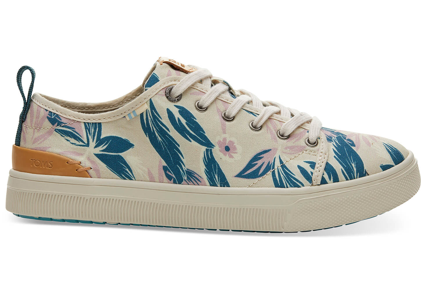 Coachella Friendly Shoes That Are Affordable And StylishHelloGiggles