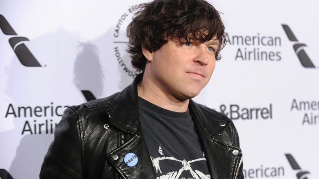 ryan adams abuser, mandy moore