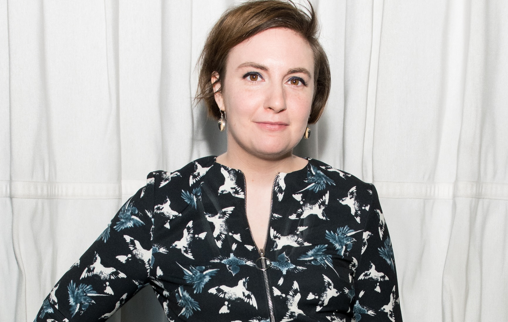 Lena Dunham Opens Up About Her Experience With CoronavirusHelloGiggles