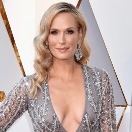 molly sims on the red carpet