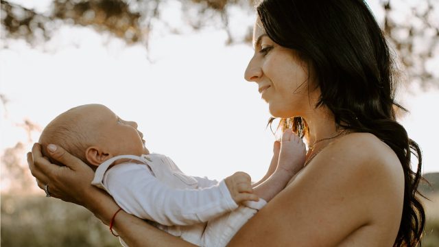breastfeeding breasts confidence