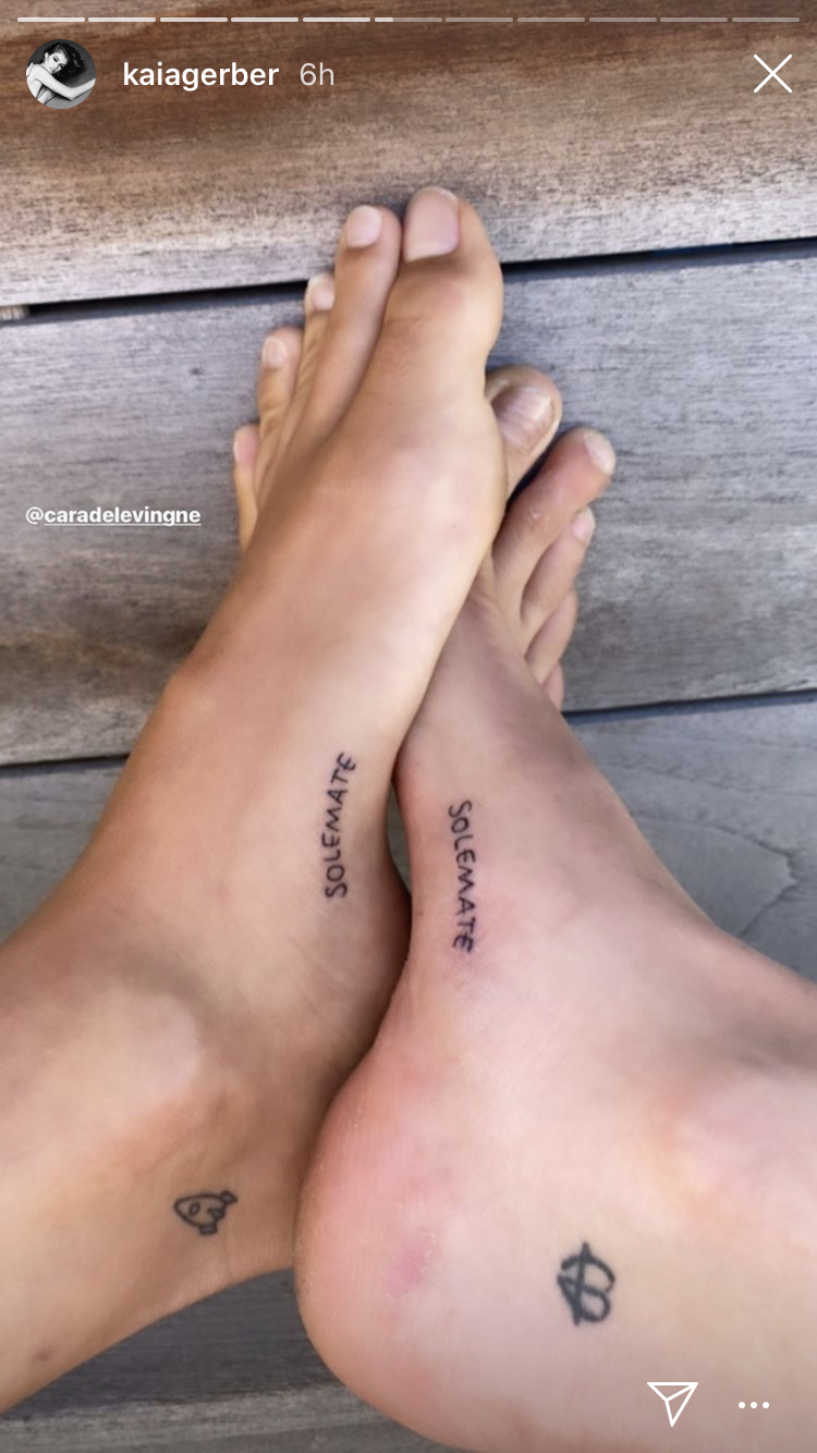 kaia gerber and cara delevingne matching foot tattoos