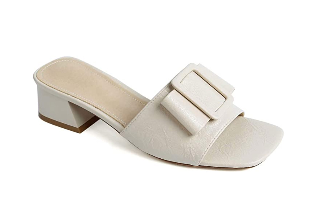amazon sandals square toed