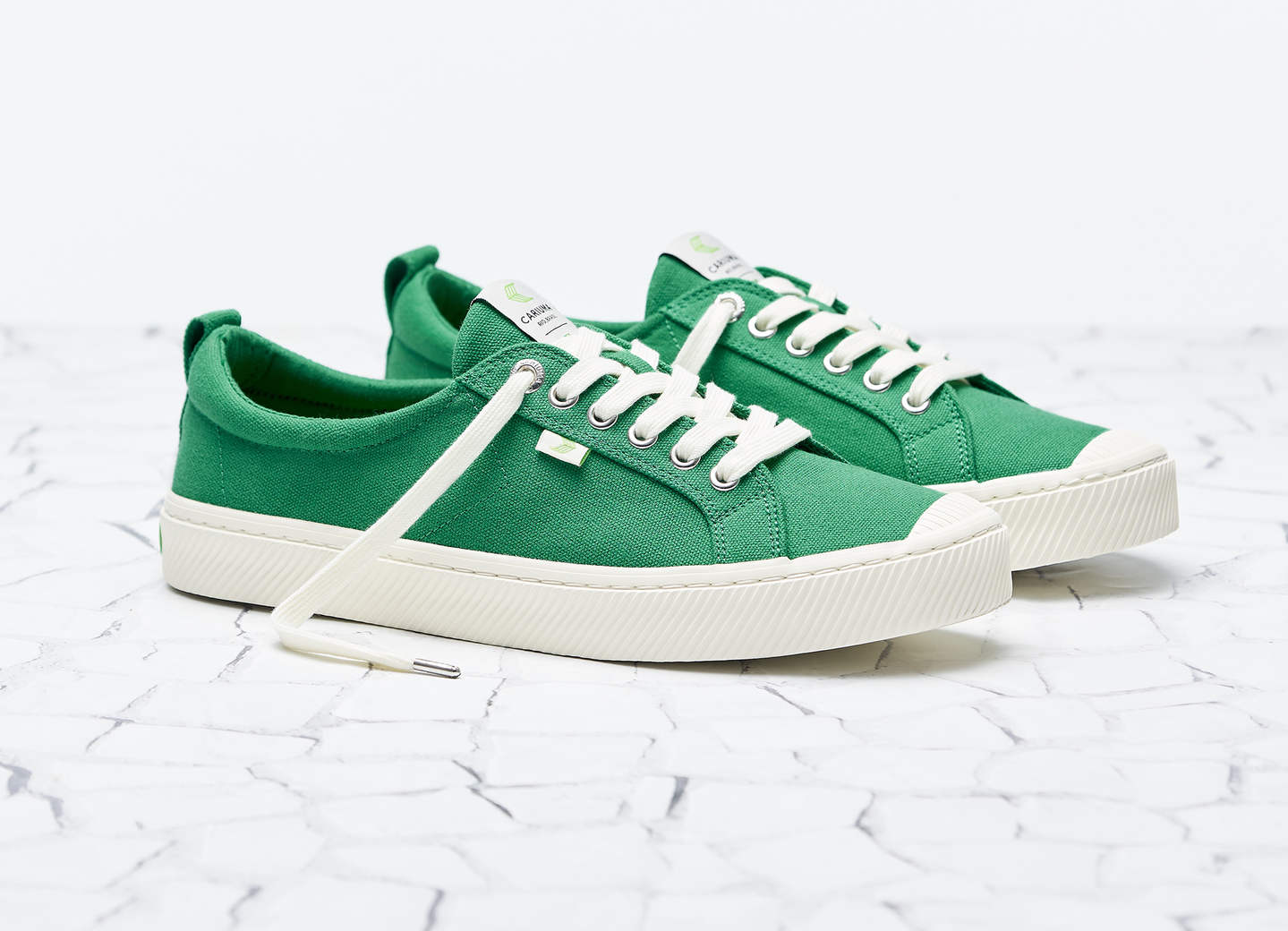 cariuma sustainable sneakers, sustainable shoe brands