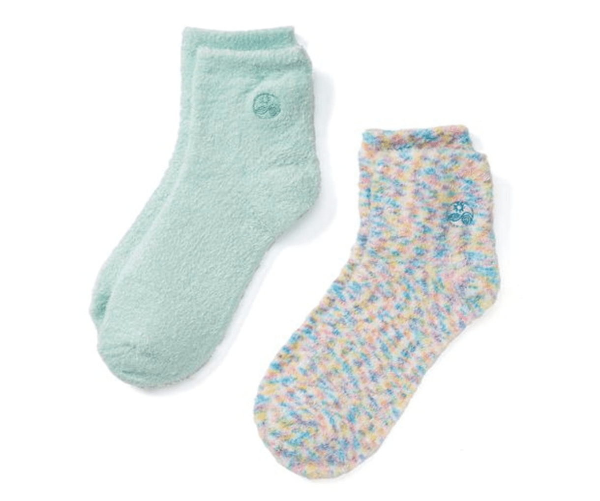Earth Therapeutics Aloe Socks Are The Comfiest Fuzzy Socks I OwnHelloGiggles