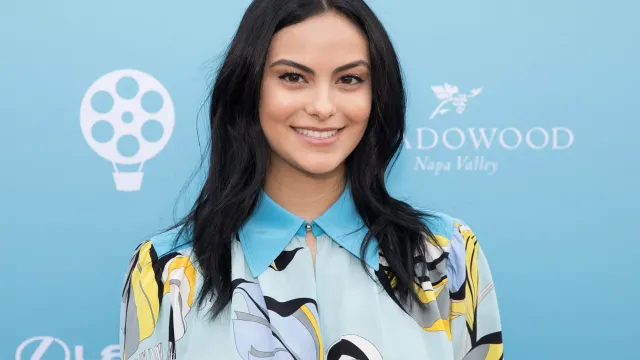 camila mendes boyfriend instagram