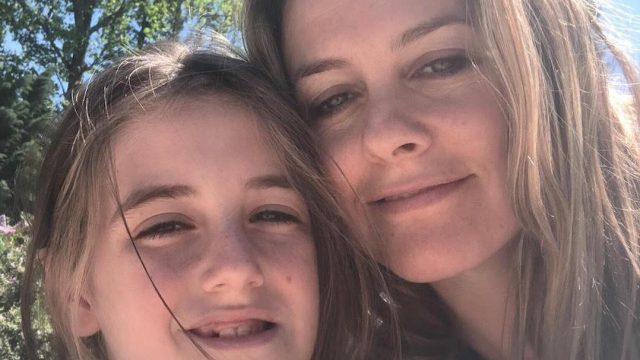 alicia silverstone son bear hair