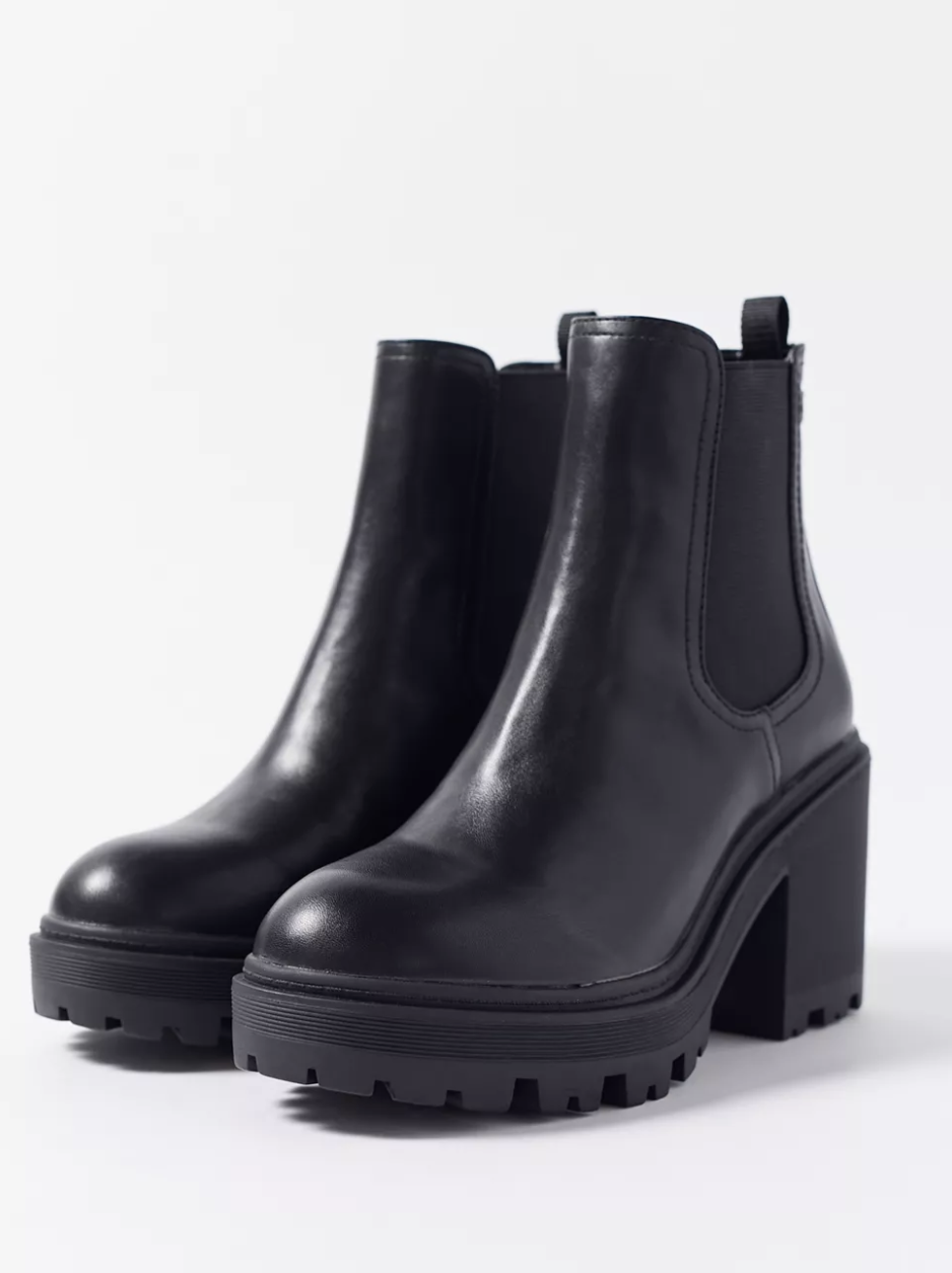 Women's Fall Boots 2020: Cute Fall BootsHelloGiggles