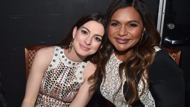 mindy kaling anne hathaway