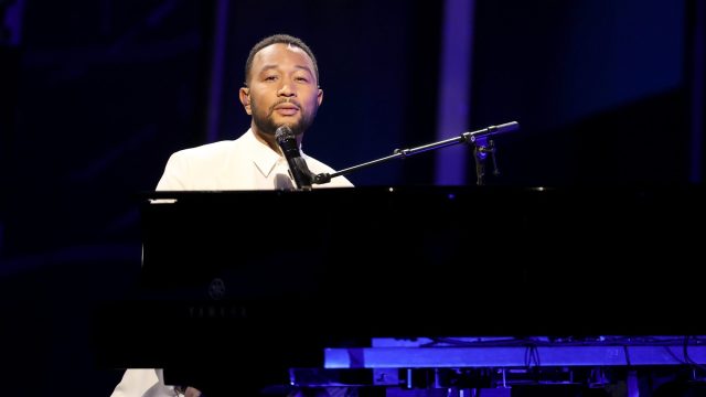 john legend 2020 bbmas chrissy teigen