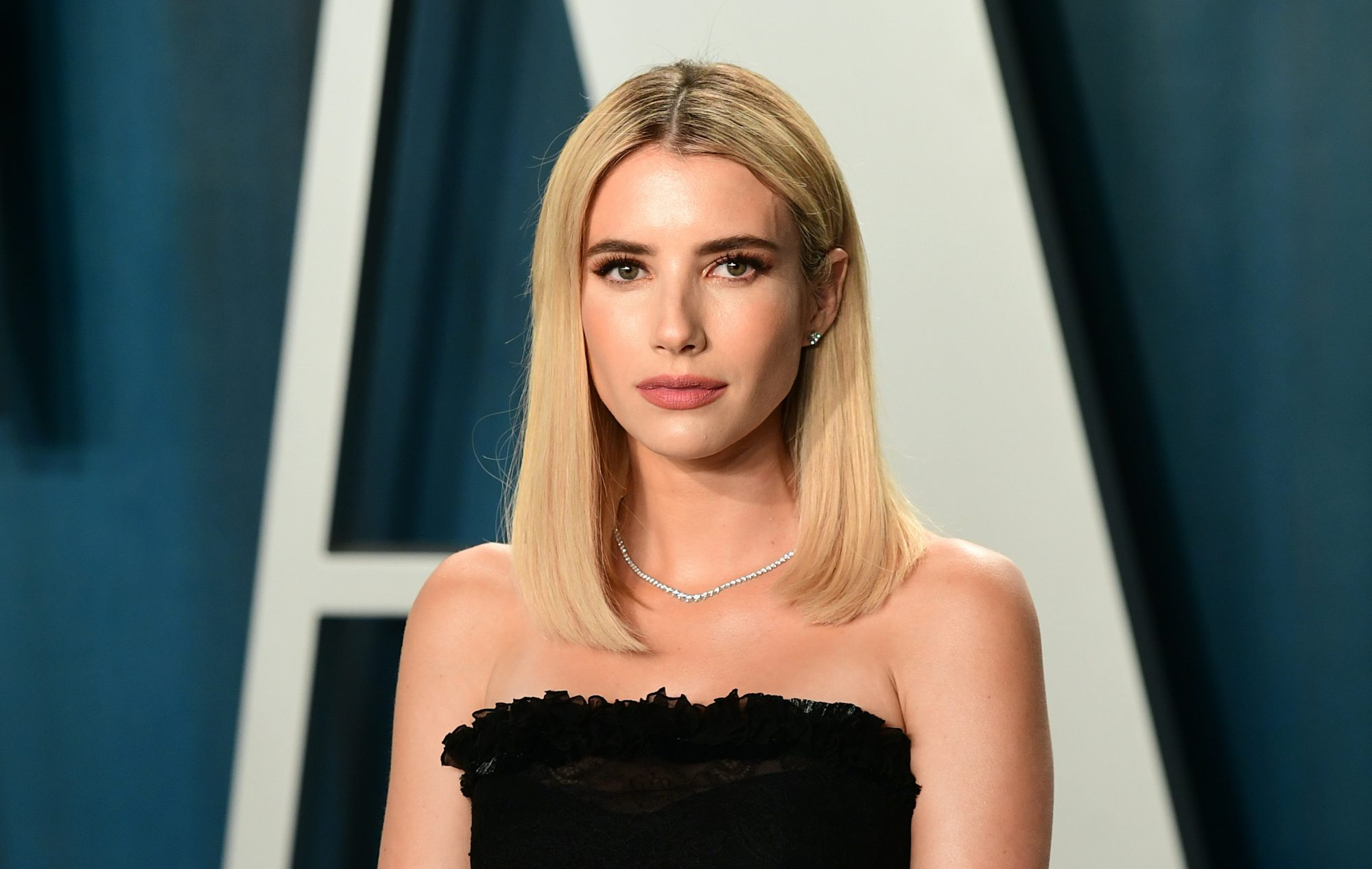 Emma Roberts becomes first pregnant Cosmopolitan cover star