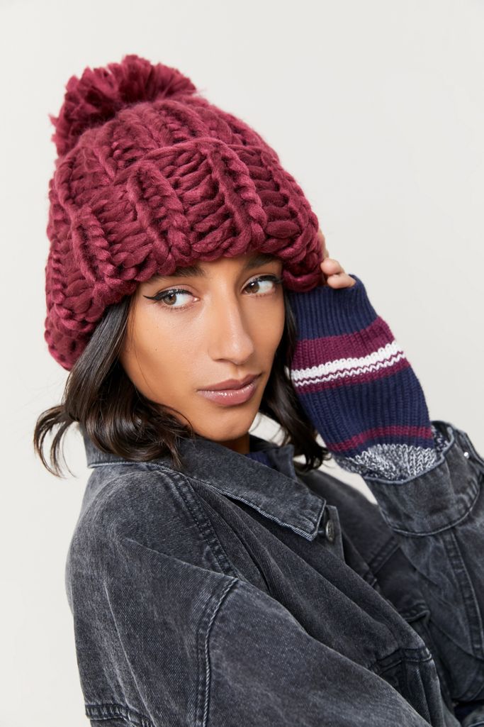 urban outfitters pom beanie