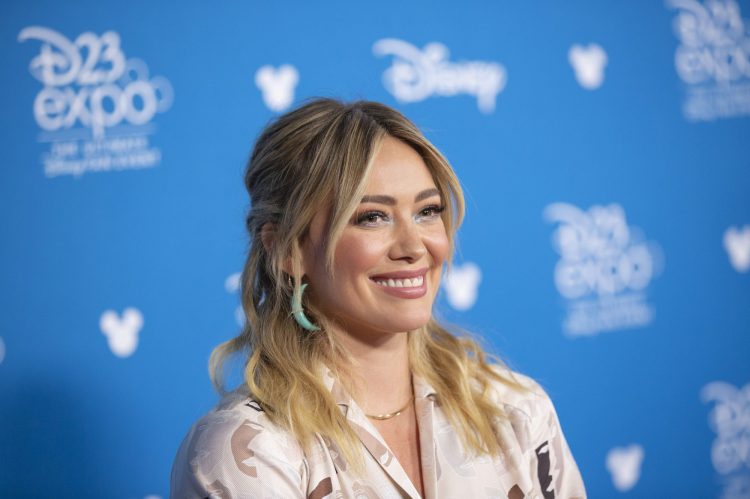 Hilary Duff curtain bangs