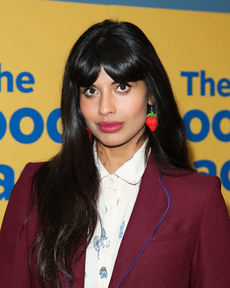 Jameela Jamil curtain bangs
