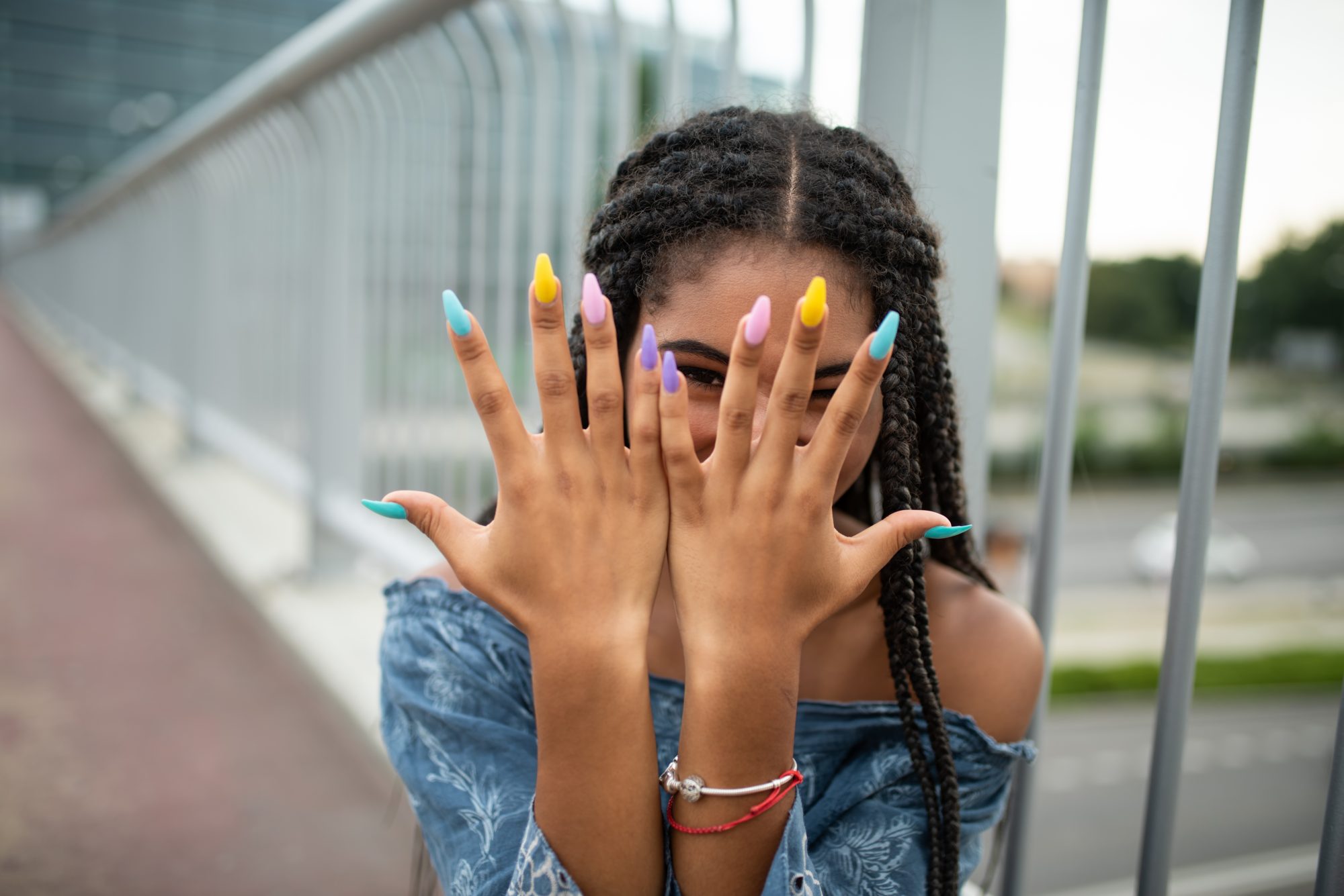 nails