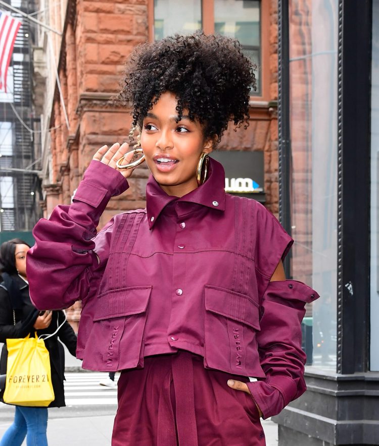 Yara Shahidi curtain bangs
