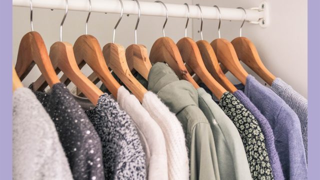 best way to organize closet