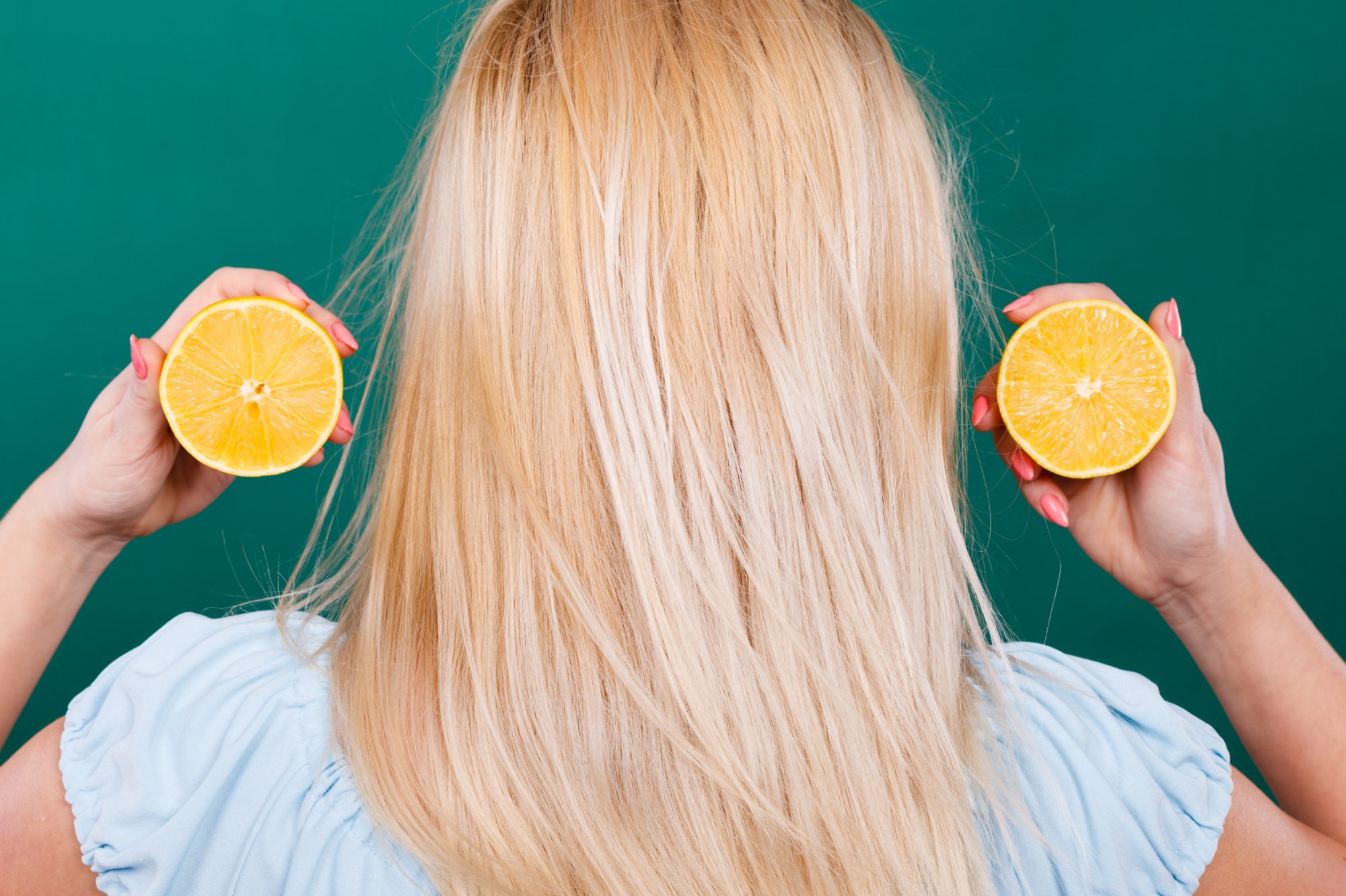 How to Lighten Hair Naturally, According to HairstylistsHelloGiggles