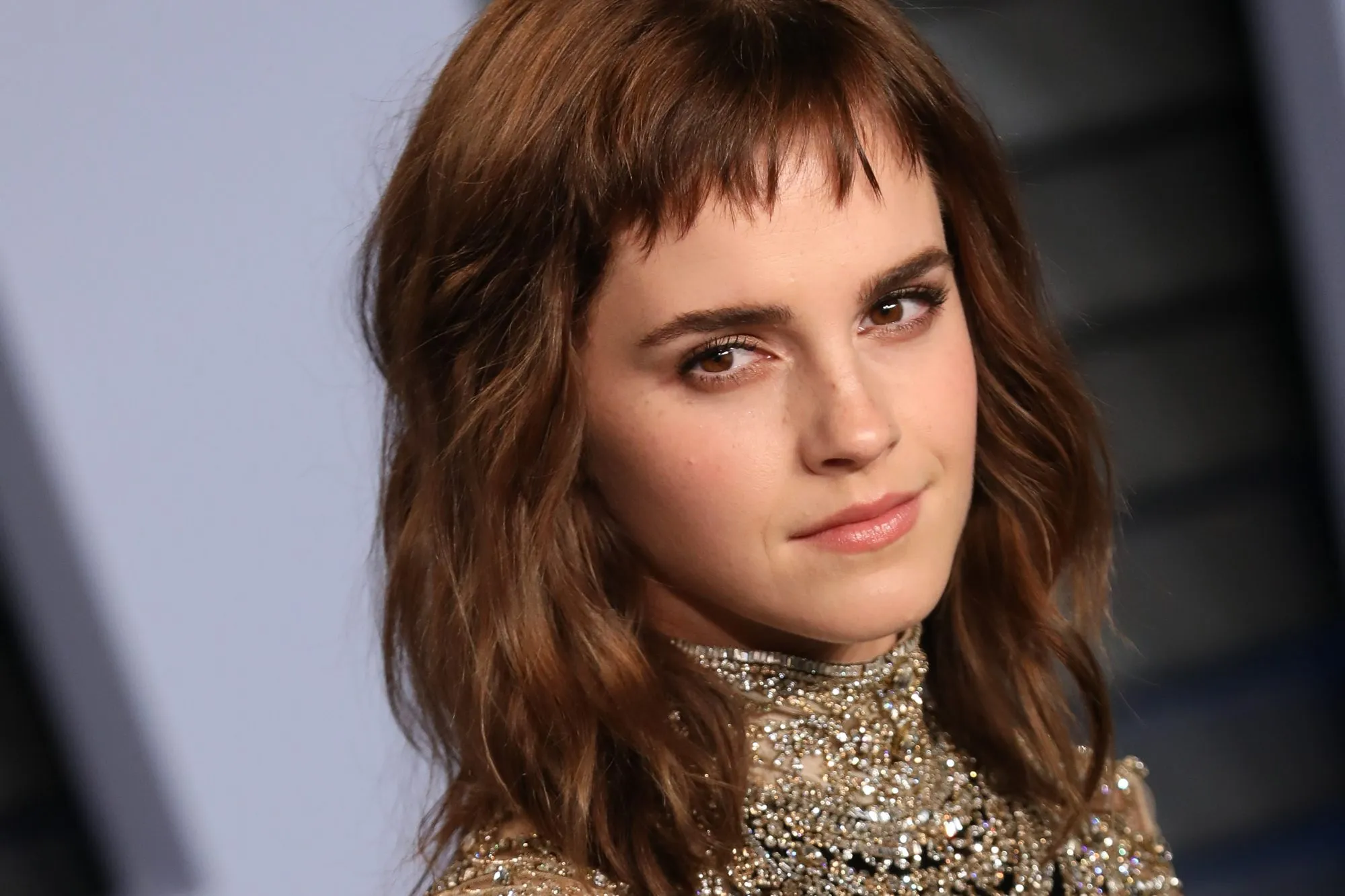 how to grow out bangs
