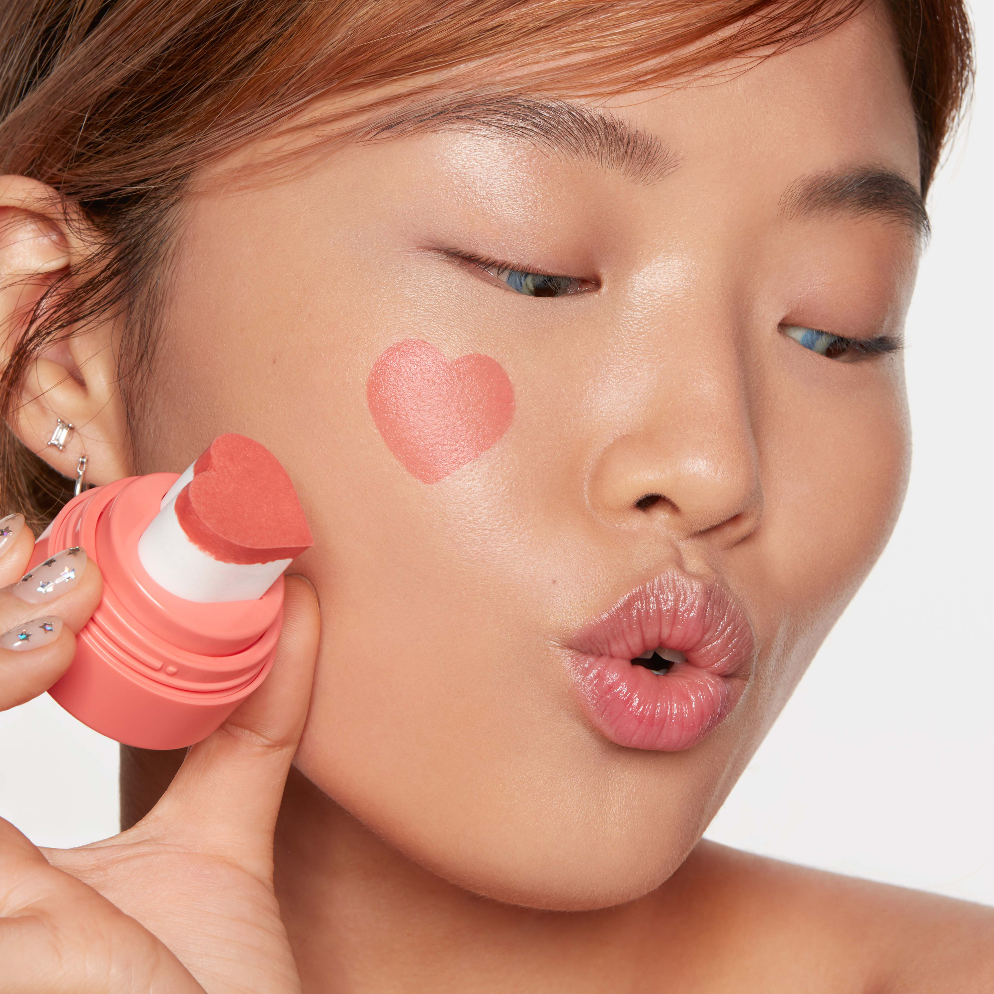 valentine's day gifts kaja heart-shaped makeup blush