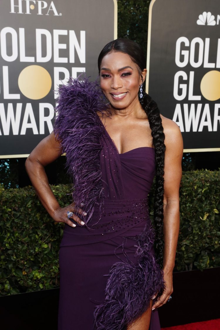 golden globes 2021 beauty looks angela basset