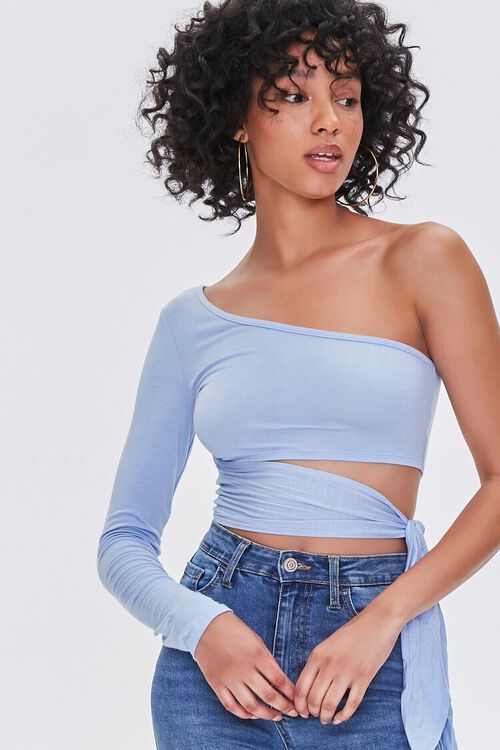 What Y2K Fashion Trend to Try, According to Your Zodiac Sign