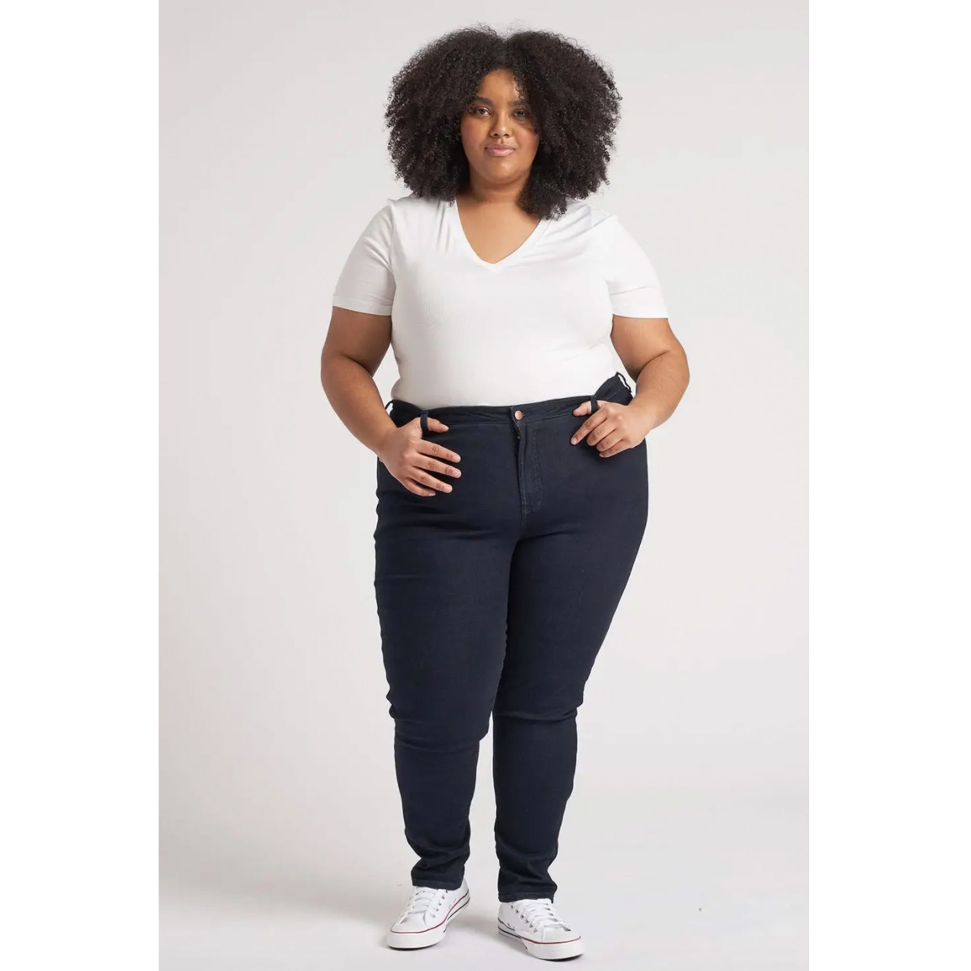 The Best High-Waisted Jeans for All Body Types in 2021 - PureWow