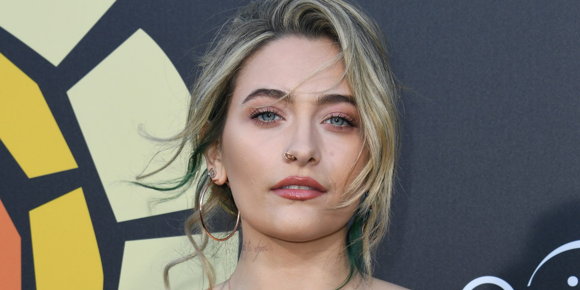 Paris Jackson Got a Peekaboo Layer of Green Under Her Blonde ...