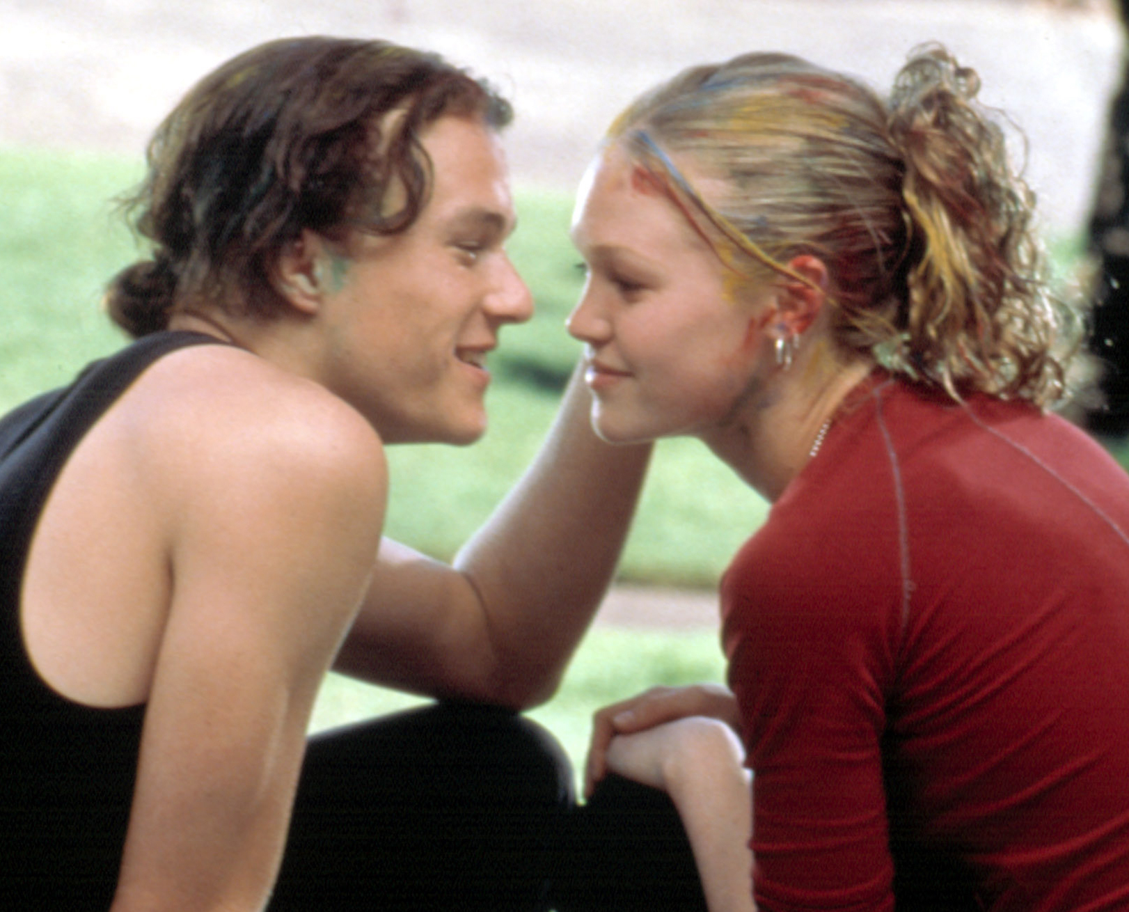 Julia Stiles Spoke So Warmly Of Working With Heath Ledger And We Re   10 Things 