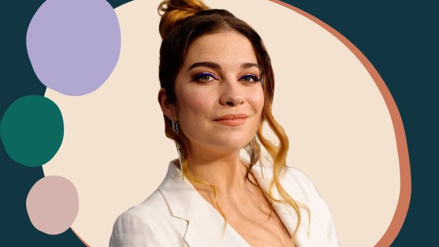 Schitt's Creek Actress Annie Murphy Reveals Wrong Birth Control Pills Gave  Her Mood Swings: There Are So Many Products Out There That We Aren't  Educated About