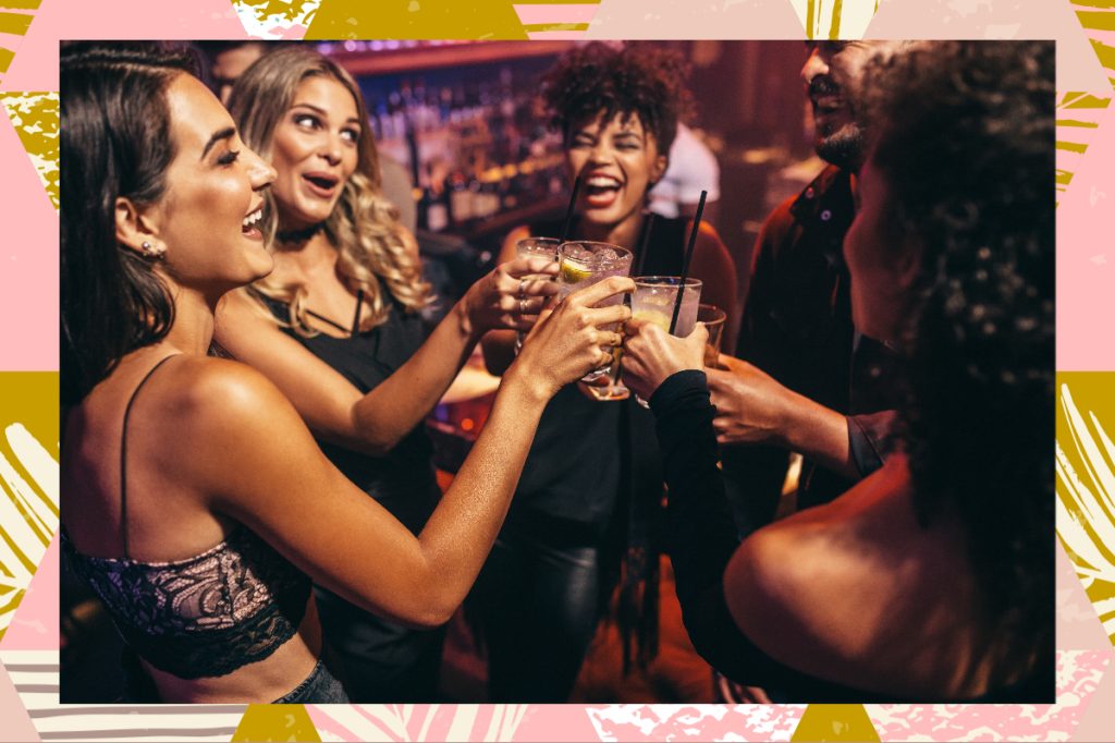 friends women drinking bar