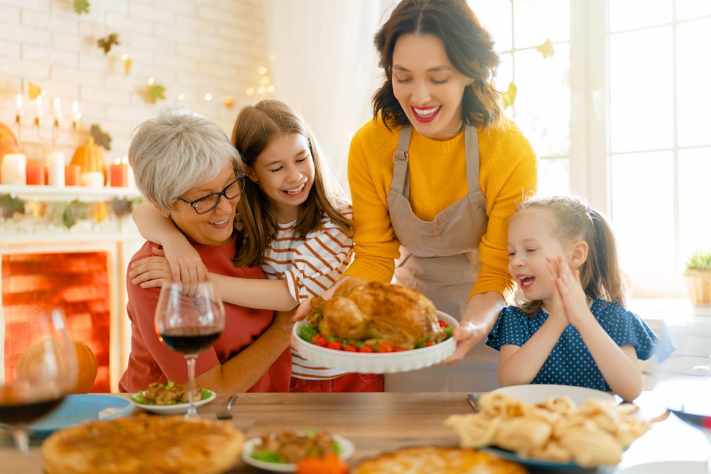 family having thanksgiving