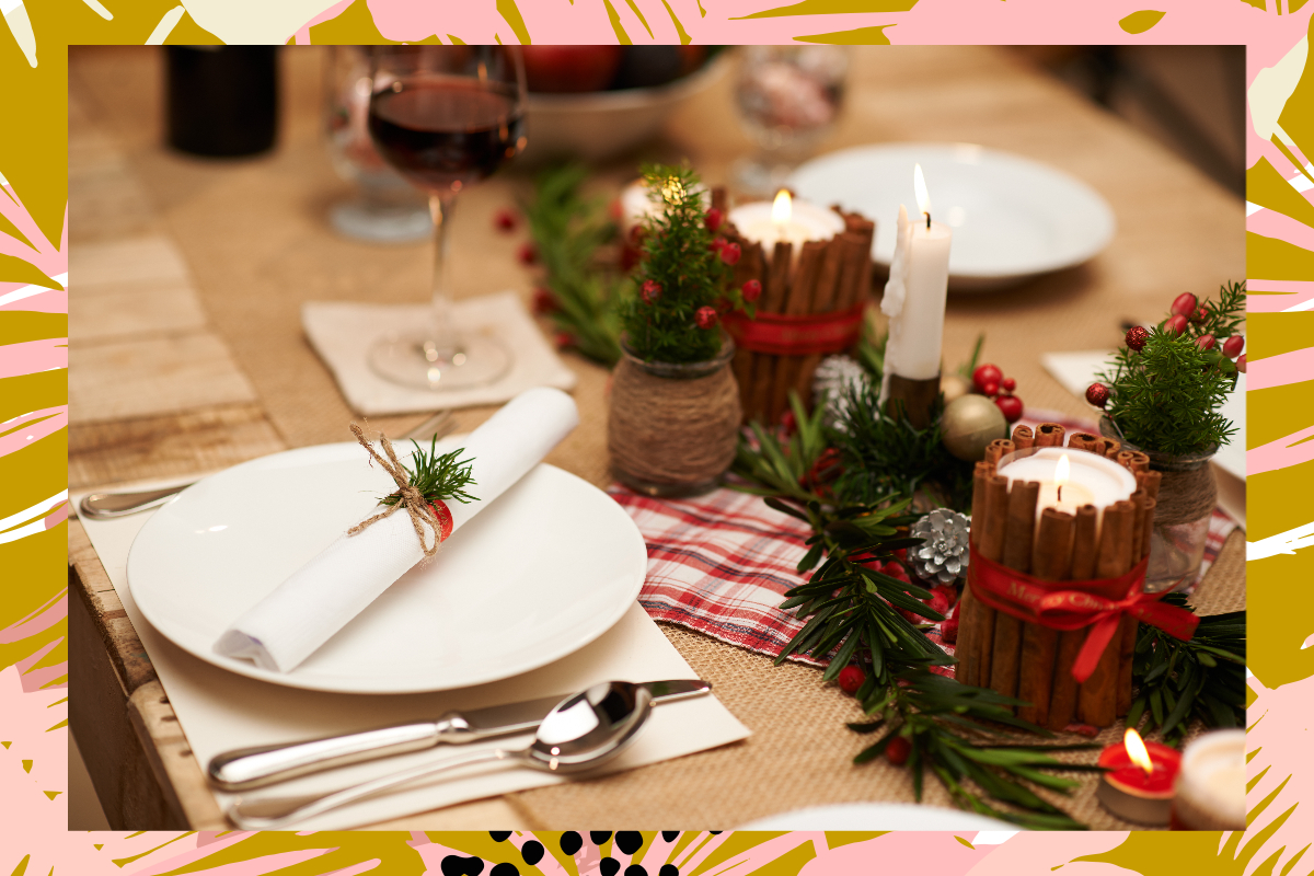 How to DIY a Last-Minute Christmas Tablescape That Will Wow Your ...