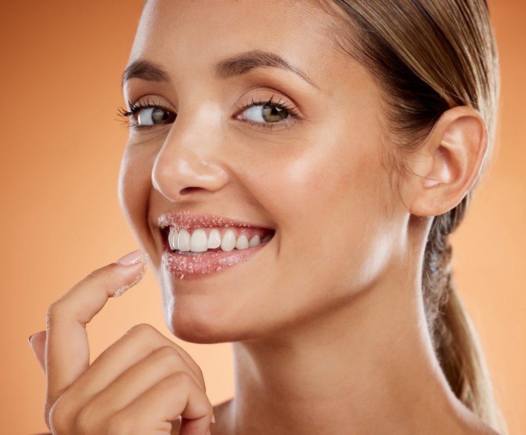 Woman Exfoliate Lips